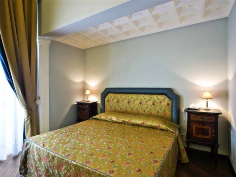 Decumani Hotel De Charme Naples Exterior photo
